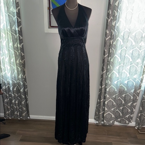 Calvin Klein 100% Silk Halter Maxi Dress - Picture 1 of 12